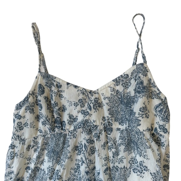 Floral Maxi Dress in Blue and White - Picture 4 of 8